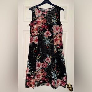 Floral Sleeveless Size 8 Dress